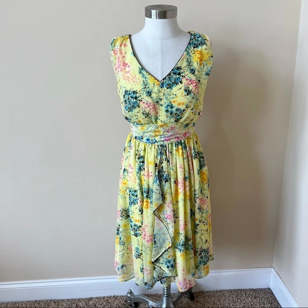 Samuel Dong floral v-neck ruffle front chiffon dress 5733